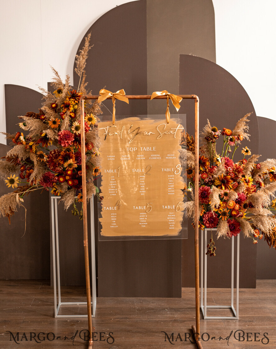 TABLE PLANS AND WEDDING WELCOME SIGNS plexi gold / velvet beige velvet and Gold Modern velvet Seating Chart, 3d Elegant Find Your Seat - Seating Plan , Luxury Wedding Table Plan, Wedding Decoration with golden letters - Golden Reception Signage - Custom Ceremony Sign