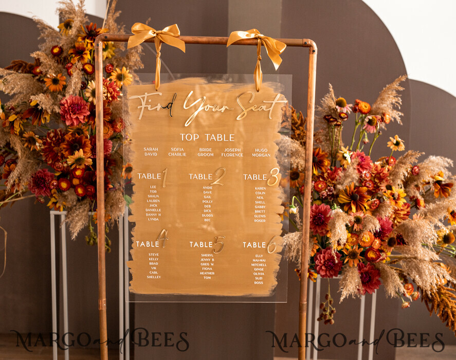 TABLE PLANS AND WEDDING WELCOME SIGNS plexi gold / velvet beige velvet and Gold Modern velvet Seating Chart, 3d Elegant Find Your Seat - Seating Plan , Luxury Wedding Table Plan, Wedding Decoration with golden letters - Golden Reception Signage - Custom Ceremony Sign