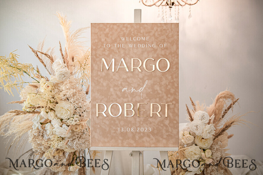TABLE PLANS AND WEDDING WELCOME SIGNS plexi gold / velvet Luxury Velvet beige Wedding Welcome Sign, Golden Wedding Decor, Personalised Wedding Sign, Wedding Gift, Welcome Wedding Board BpPXSet
