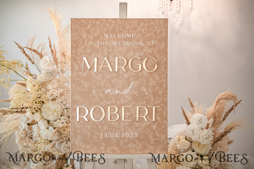 TABLE PLANS AND WEDDING WELCOME SIGNS plexi gold / velvet Luxury Velvet beige Wedding Welcome Sign, Golden Wedding Decor, Personalised Wedding Sign, Wedding Gift, Welcome Wedding Board BpPXSet