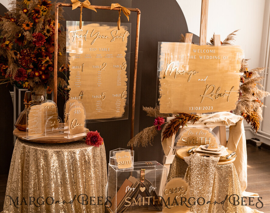 TABLE PLANS AND WEDDING WELCOME SIGNS plexi gold / velvet Luxury Clear and Gold Wedding Welcome Sign, Golden Wedding Decor, Personalised Wedding Sign, Wedding Board, Welcome Wedding Board