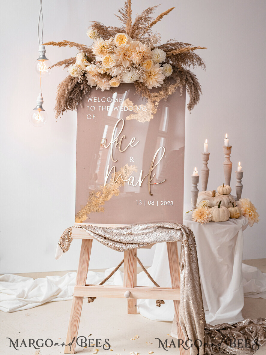 TABLE PLANS AND WEDDING WELCOME SIGNS plexi gold / velvet Elegant Clear wedding Set acrylic Find your seat , Personalized Wedding Beige Table Plan, acrylic clear Tan transparent and Gold Modern clear transparent Seating Chart, 3d Elegant Find Your Seat - Seating Plan , Golden Luxury Wedding Table Plan, Wedding Decoration with golden letters - Golden Reception Signage - Custom Tan Ceremony Sign