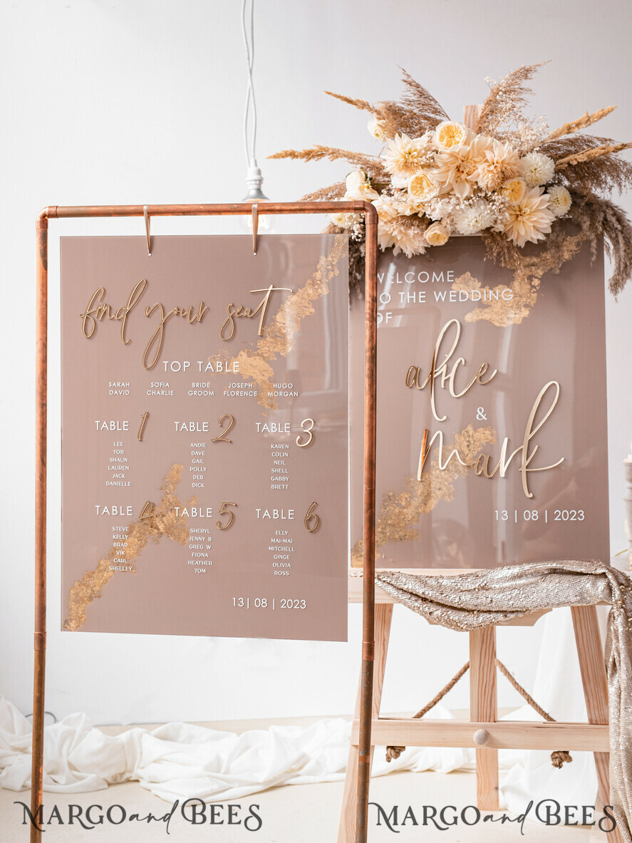 TABLE PLANS AND WEDDING WELCOME SIGNS plexi gold / velvet Elegant Clear wedding Set acrylic Find your seat , Personalized Wedding Beige Table Plan, acrylic clear Tan transparent and Gold Modern clear transparent Seating Chart, 3d Elegant Find Your Seat - Seating Plan , Golden Luxury Wedding Table Plan, Wedding Decoration with golden letters - Golden Reception Signage - Custom Tan Ceremony Sign
