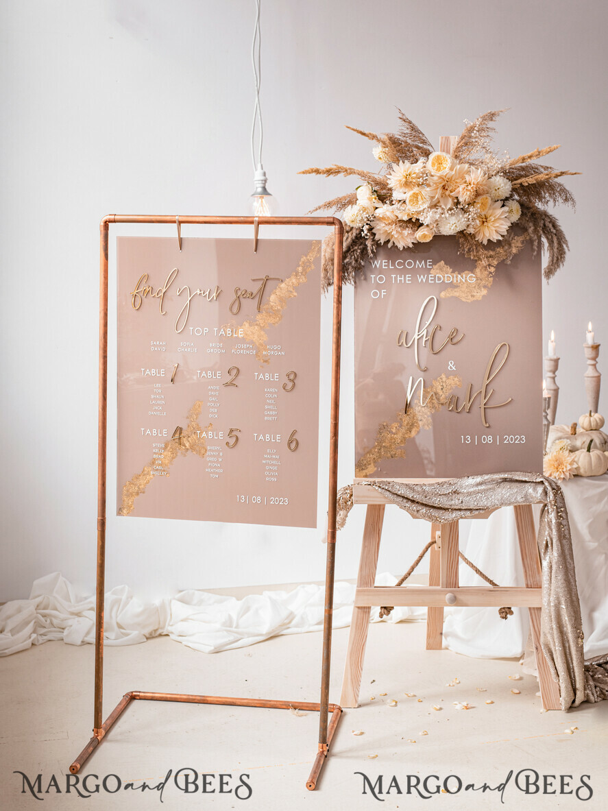 TABLE PLANS AND WEDDING WELCOME SIGNS plexi gold / velvet Elegant Clear wedding Set acrylic Find your seat , Personalized Wedding Beige Table Plan, acrylic clear Tan transparent and Gold Modern clear transparent Seating Chart, 3d Elegant Find Your Seat - Seating Plan , Golden Luxury Wedding Table Plan, Wedding Decoration with golden letters - Golden Reception Signage - Custom Tan Ceremony Sign