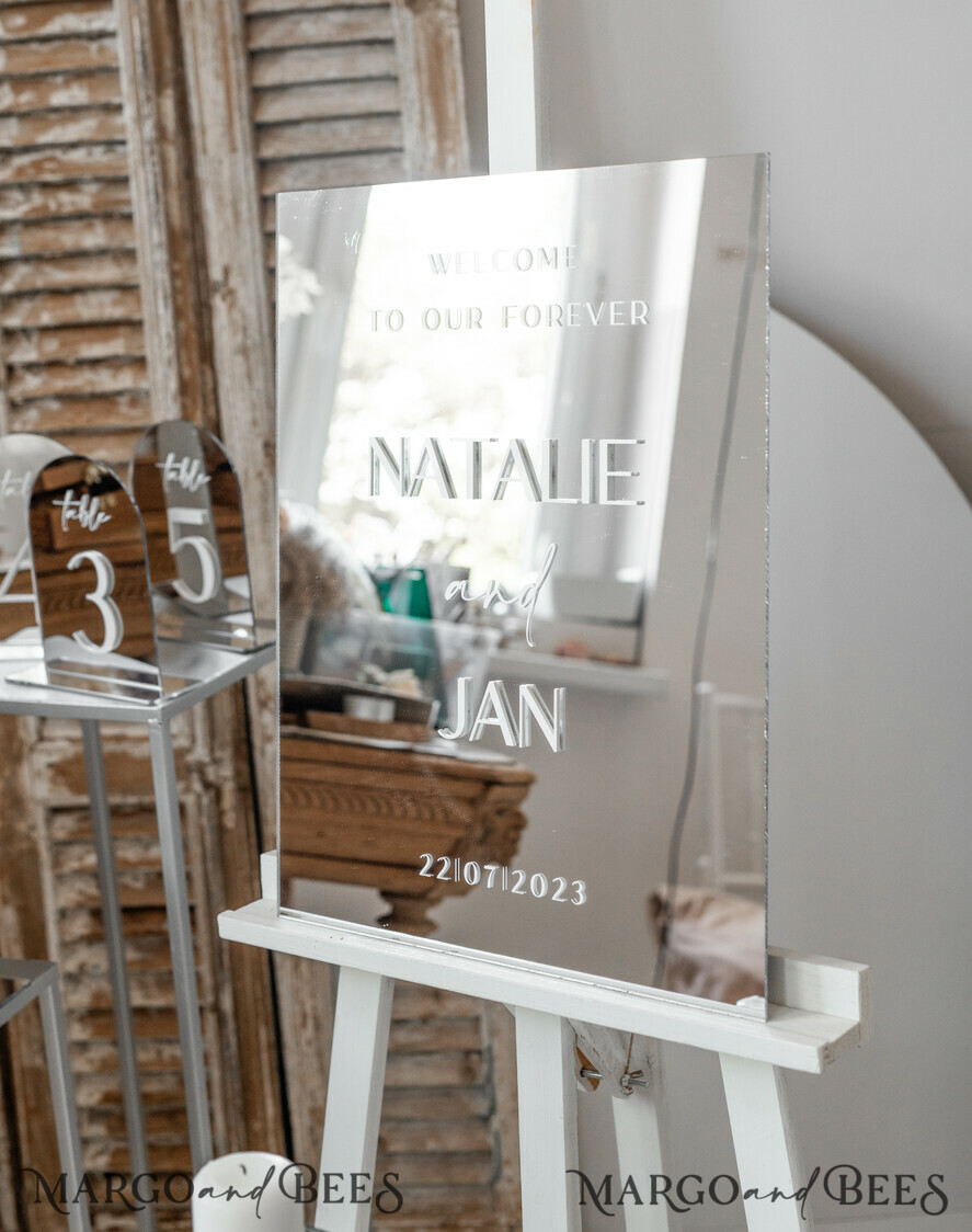 TABLE PLANS AND WEDDING WELCOME SIGNS plexi gold / velvet Luxury silver mirror Wedding Welcome Sign, Silver Wedding Decor, Personalised Wedding Sign, Wedding Gift, Welcome Wedding Board SvS