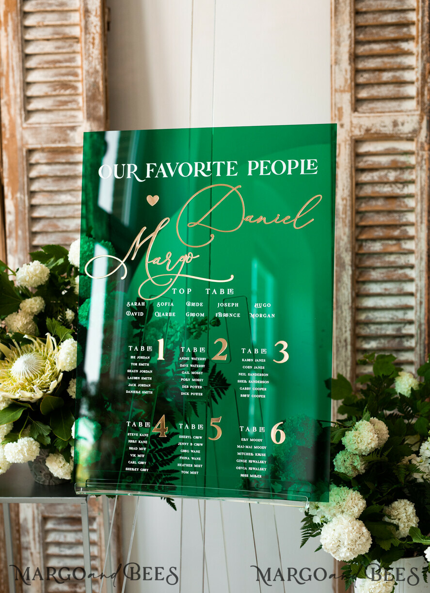 TABLE PLANS AND WEDDING WELCOME SIGNS plexi gold / velvet Emerald Green Plexi and Gold Modern velvet Seating Chart, 3d Elegant Find Your Seat - Seating Plan , Luxury Wedding Table Plan, Greenery Wedding Decoration