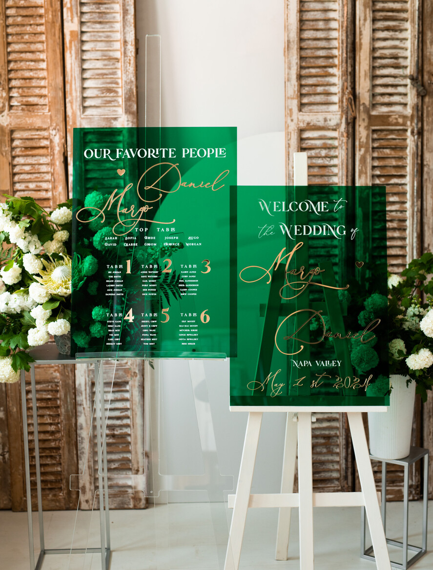 TABLE PLANS AND WEDDING WELCOME SIGNS plexi gold / velvet Emerald Green Plexi and Gold Modern velvet Seating Chart, 3d Elegant Find Your Seat - Seating Plan , Luxury Wedding Table Plan, Greenery Wedding Decoration