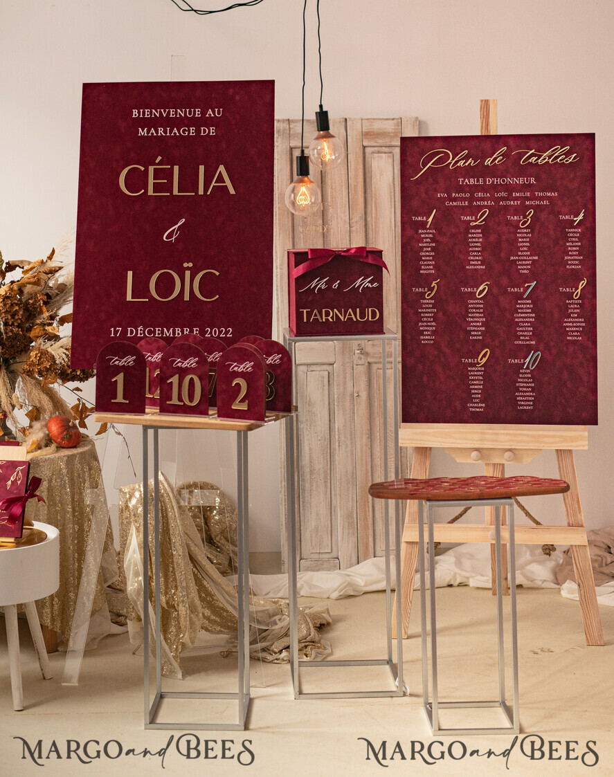 TABLE PLANS AND WEDDING WELCOME SIGNS plexi gold / velvet Burgundy Wedding Table Plan, Maroon velvet and Gold Modern Seating Chart, 3d Elegant Find Your Seat Seating Plan , Luxury Wedding Table Plan, Wedding Decoration with golden letters Marsala Golden Reception Signage Red Custom Ceremony Sign
