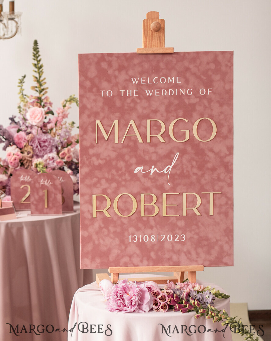 TABLE PLANS AND WEDDING WELCOME SIGNS plexi gold / velvet Luxury Velvet blush pink Wedding Welcome Sign, Golden Wedding Decor, Personalised Wedding Sign, Wedding Gift, Welcome Wedding Board BpPXSet