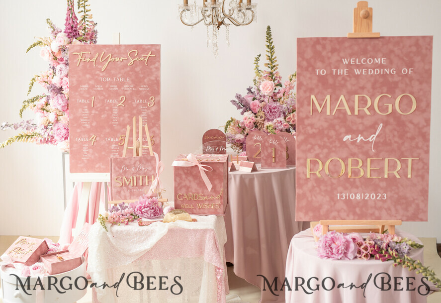 TABLE PLANS AND WEDDING WELCOME SIGNS plexi gold / velvet Luxury Velvet blush pink Wedding Welcome Sign, Golden Wedding Decor, Personalised Wedding Sign, Wedding Gift, Welcome Wedding Board BpPXSet