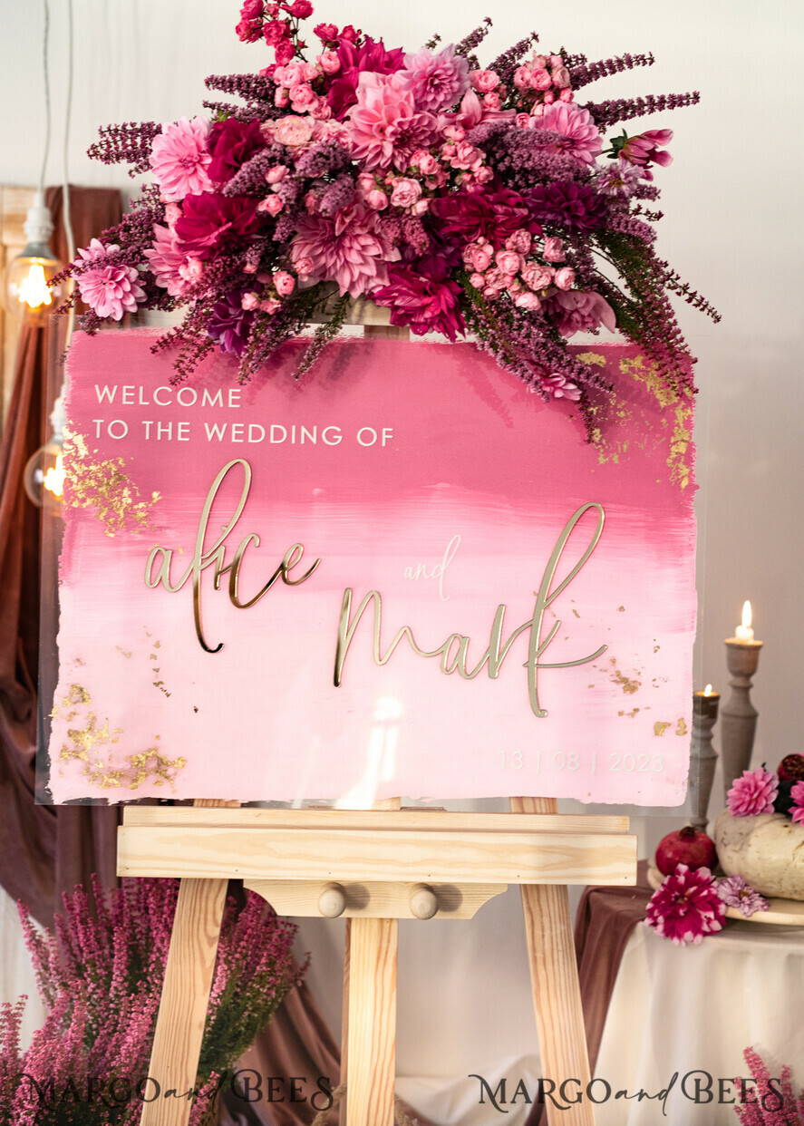 TABLE PLANS AND WEDDING WELCOME SIGNS plexi gold / velvet Acrylic Mauve Ombre Wedding Welcome Sign Painted Acrylic gold Wedding Welcome Sign, Dusty Rose Gold Plexi Wedding Welcome Sign, Plum Fall Luxury Wedding Wedding Welcome Sign , Blush Pink Wedding Signage Golden mirror Wedding Welcome Sign