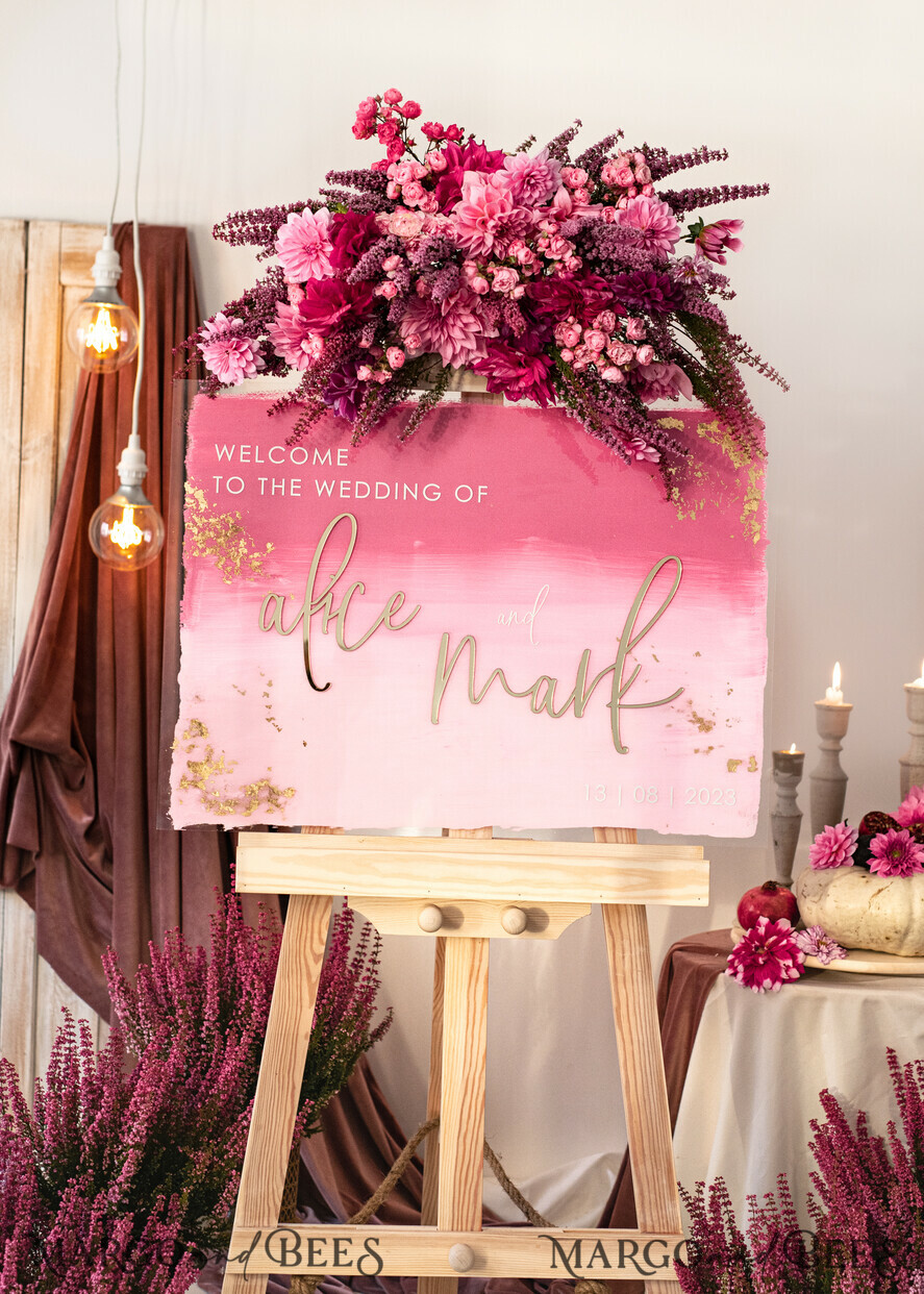 TABLE PLANS AND WEDDING WELCOME SIGNS plexi gold / velvet Acrylic Mauve Ombre Wedding Welcome Sign Painted Acrylic gold Wedding Welcome Sign, Dusty Rose Gold Plexi Wedding Welcome Sign, Plum Fall Luxury Wedding Wedding Welcome Sign , Blush Pink Wedding Signage Golden mirror Wedding Welcome Sign