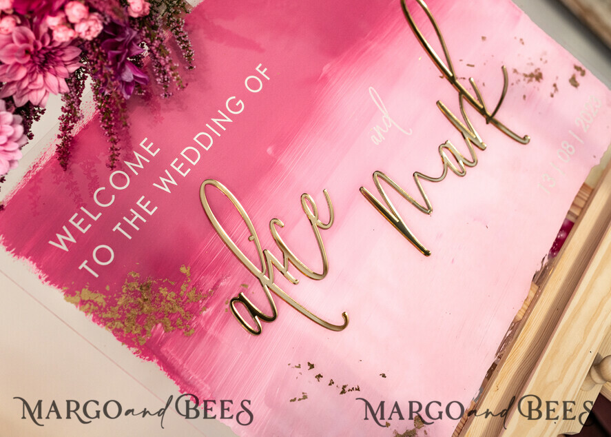 TABLE PLANS AND WEDDING WELCOME SIGNS plexi gold / velvet Acrylic Mauve Ombre Wedding Welcome Sign Painted Acrylic gold Wedding Welcome Sign, Dusty Rose Gold Plexi Wedding Welcome Sign, Plum Fall Luxury Wedding Wedding Welcome Sign , Blush Pink Wedding Signage Golden mirror Wedding Welcome Sign