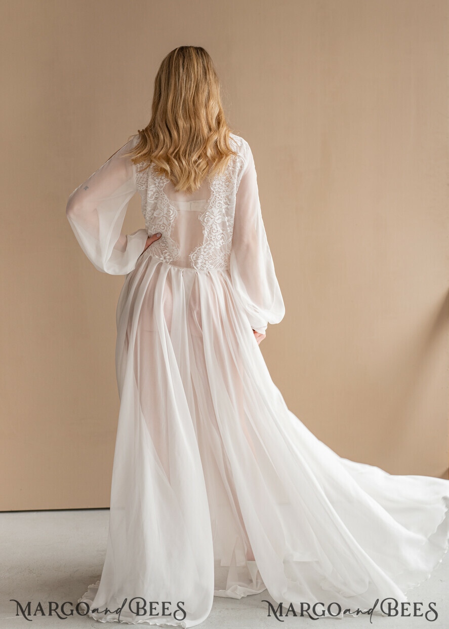 BRIDE bolero, robes, garter Bridal Robes Silk Muslin Robe for Bride, Long Lace Bridal robe for wedding with wide open sleeves, Silk Bride robe Long white robe Satin silk boudoir robe Dressing gown Bridesmaid gift