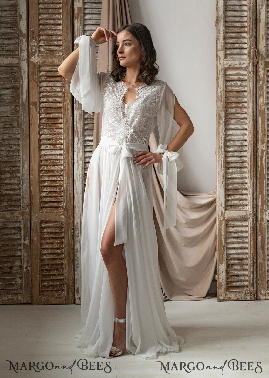BRIDE bolero, robes, garter Bridal Robes Silk Muslin Robe for Bride, Long Lace Bridal robe for wedding with wide open sleeves, Silk Bride robe Long white robe Satin silk boudoir robe Dressing gown Bridesmaid gift