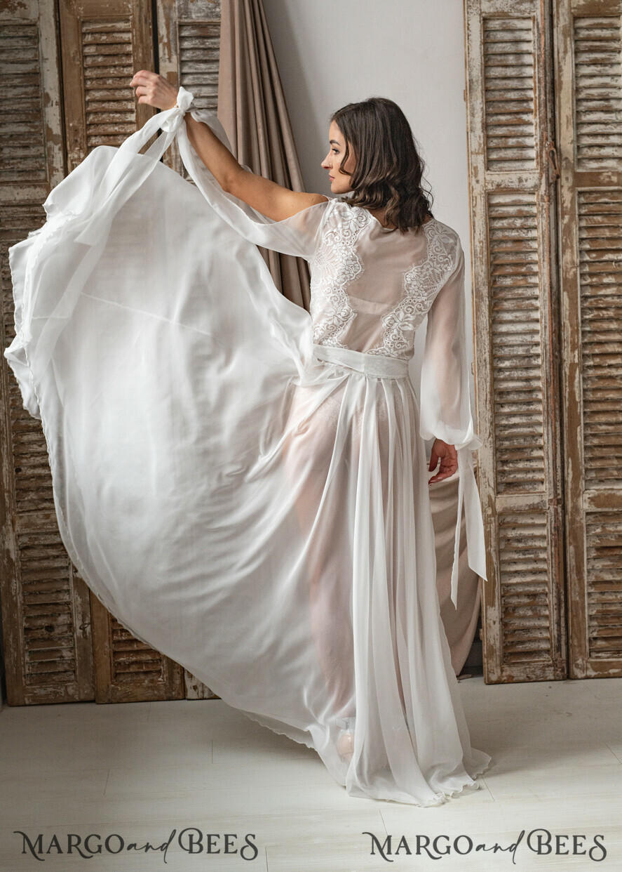 BRIDE bolero, robes, garter Bridal Robes Silk Muslin Robe for Bride, Long Lace Bridal robe for wedding with wide open sleeves, Silk Bride robe Long white robe Satin silk boudoir robe Dressing gown Bridesmaid gift