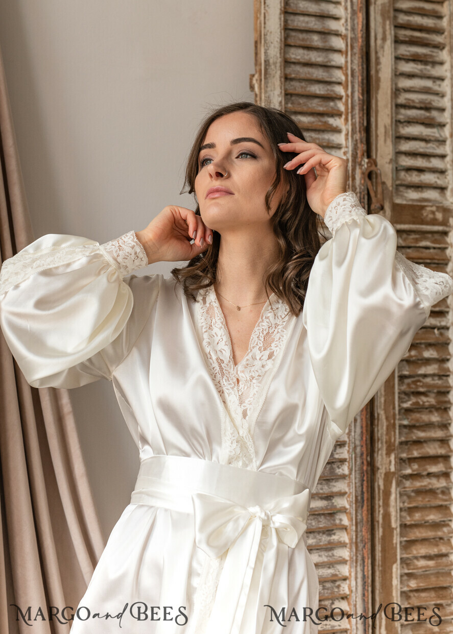 BRIDE bolero, robes, garter Bridal Robes Silk Sation Robe for Bride, Lace Bridal robe for wedding with wide open sleeves, Silk Bridal white robe, satin silk boudoir robe Dressing gown Bridalshower gift