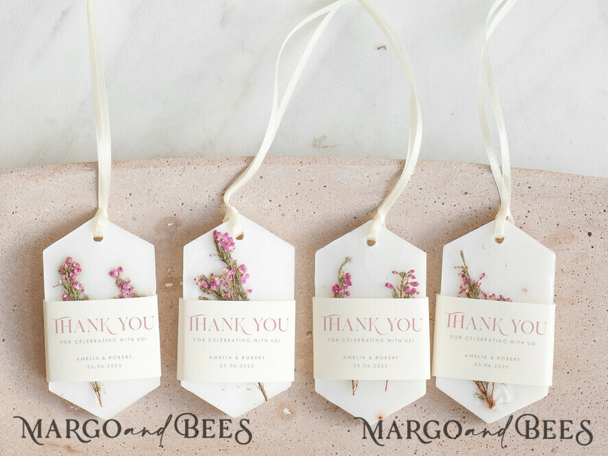 WEDDING FAVORS Wedding Soy Wax Tablet Thank You Favor gift Soy Scented wax Tablet favours with heather flowers, Boho wedding air Freshener, Scented thank you Decoration, Baby shower favor gift, wedding favors idea