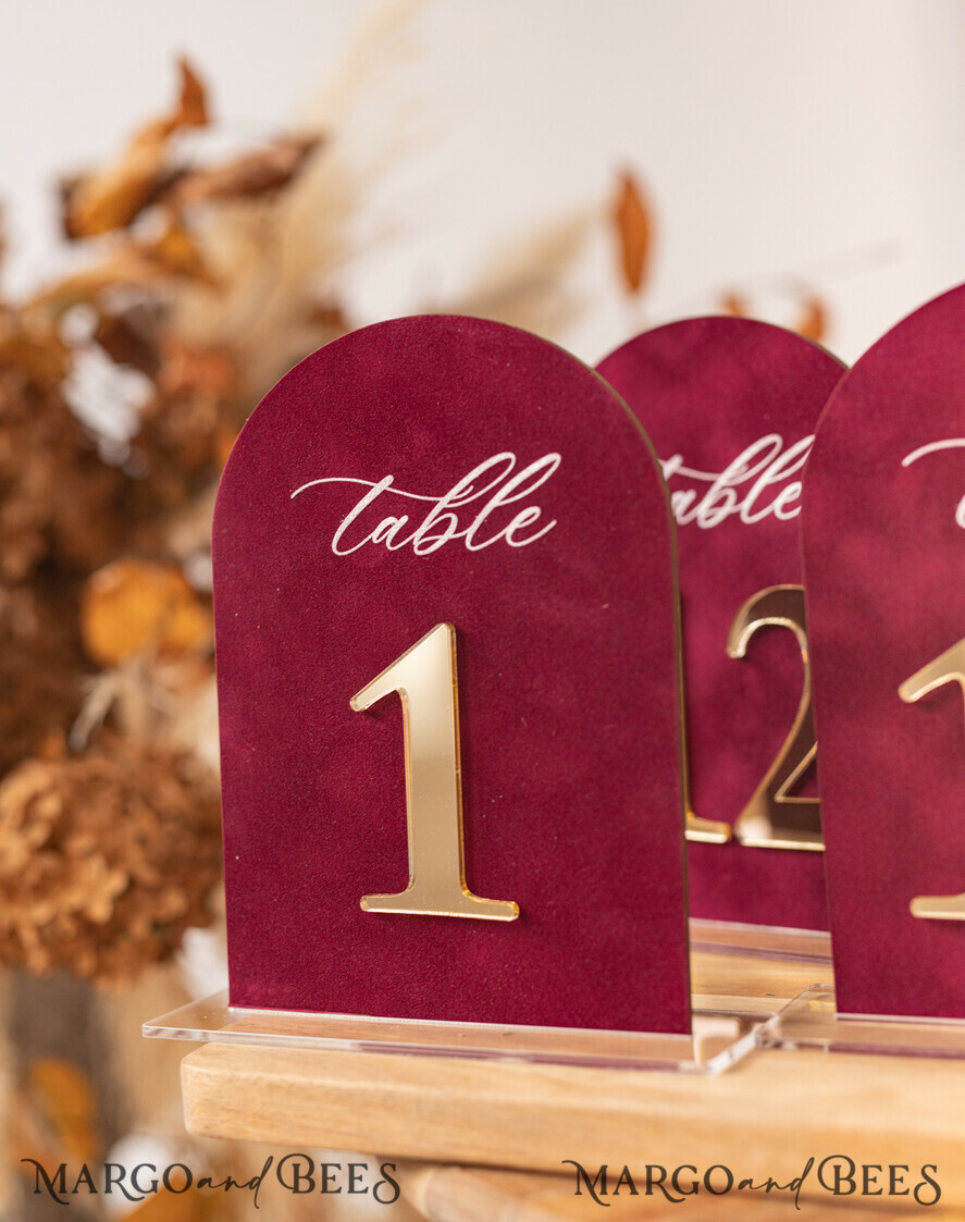 TABLE DECOR SIGNS Velvet table Numbers and Decor Luxury Velvet Arched Table numbers with Acrylic stand, Beige Velvet and Gold Acryl Wedding Table Decor, 3D Golden Letters Arched Table Numbers, Wedding Signage