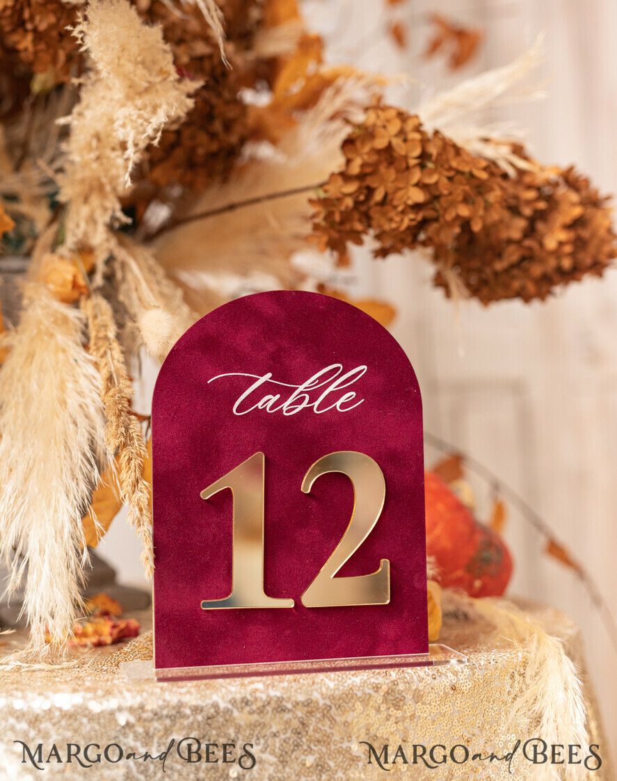 TABLE DECOR SIGNS Velvet table Numbers and Decor Luxury Velvet Arched Table numbers with Acrylic stand, Beige Velvet and Gold Acryl Wedding Table Decor, 3D Golden Letters Arched Table Numbers, Wedding Signage