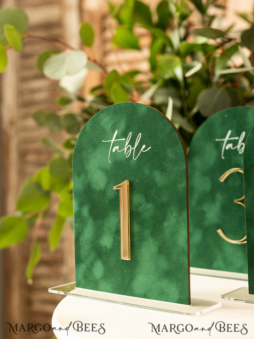 TABLE DECOR SIGNS Velvet table Numbers and Decor Arch Table Number, Luxury Green Velvet Arched Table numbers with acrylic stand, green and Gold Wedding Table Decor, 3D Golden Letters, Wedding signage