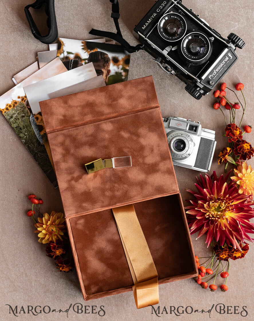 PHOTO ALBUM/ PHOTO BOX Velvet Photo Box Photographer Box Terracotta Velvet Photo Box Photographer Box Wedding Memory Box, Burnt Orange Custom Keepsake Box, Rust Photographer Gifts for Clients, Wedding Pictures packaging, Custom photography Copper box