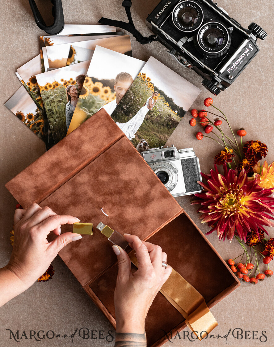 PHOTO ALBUM/ PHOTO BOX Velvet Photo Box Photographer Box Terracotta Velvet Photo Box Photographer Box Wedding Memory Box, Burnt Orange Custom Keepsake Box, Rust Photographer Gifts for Clients, Wedding Pictures packaging, Custom photography Copper box