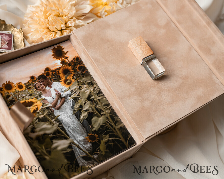 PHOTO ALBUM/ PHOTO BOX Velvet Photo Box Photographer Box Tan Velvet Photo Box Photographer Box Wedding Memory Box, Beige Custom Keepsake Box, Taupe Photographer Gifts for Clients, Wedding Pictures packaging, Custom photography Nude box