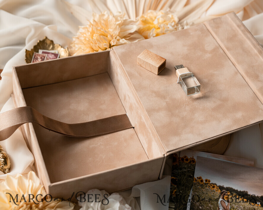 PHOTO ALBUM/ PHOTO BOX Velvet Photo Box Photographer Box Tan Velvet Photo Box Photographer Box Wedding Memory Box, Beige Custom Keepsake Box, Taupe Photographer Gifts for Clients, Wedding Pictures packaging, Custom photography Nude box