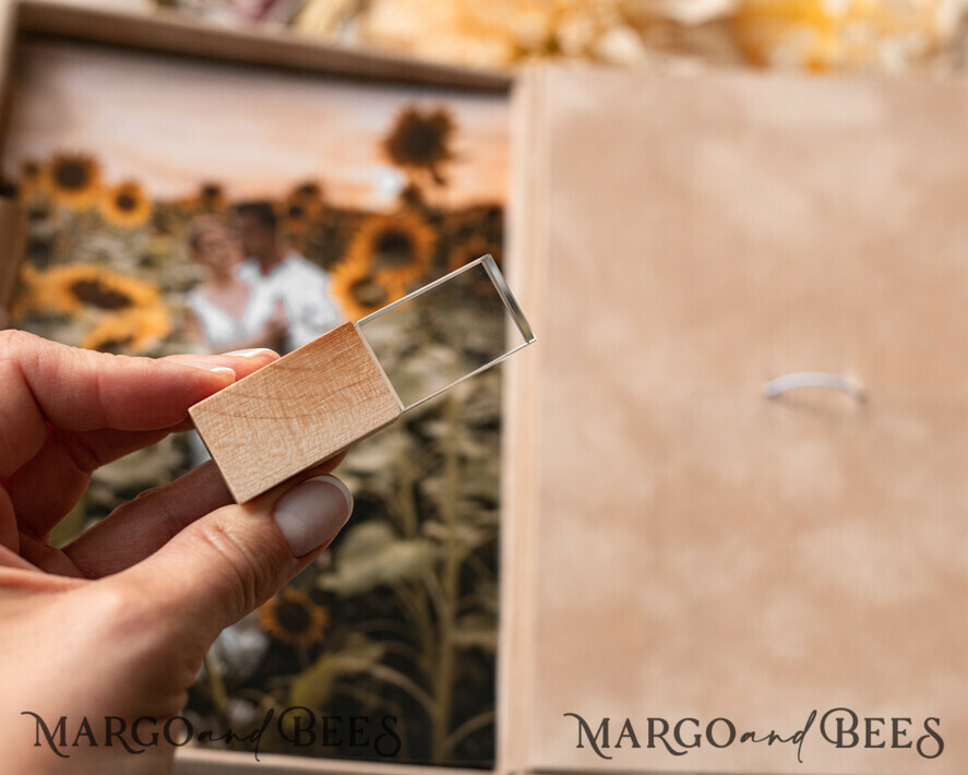PHOTO ALBUM/ PHOTO BOX Velvet Photo Box Photographer Box Tan Velvet Photo Box Photographer Box Wedding Memory Box, Beige Custom Keepsake Box, Taupe Photographer Gifts for Clients, Wedding Pictures packaging, Custom photography Nude box