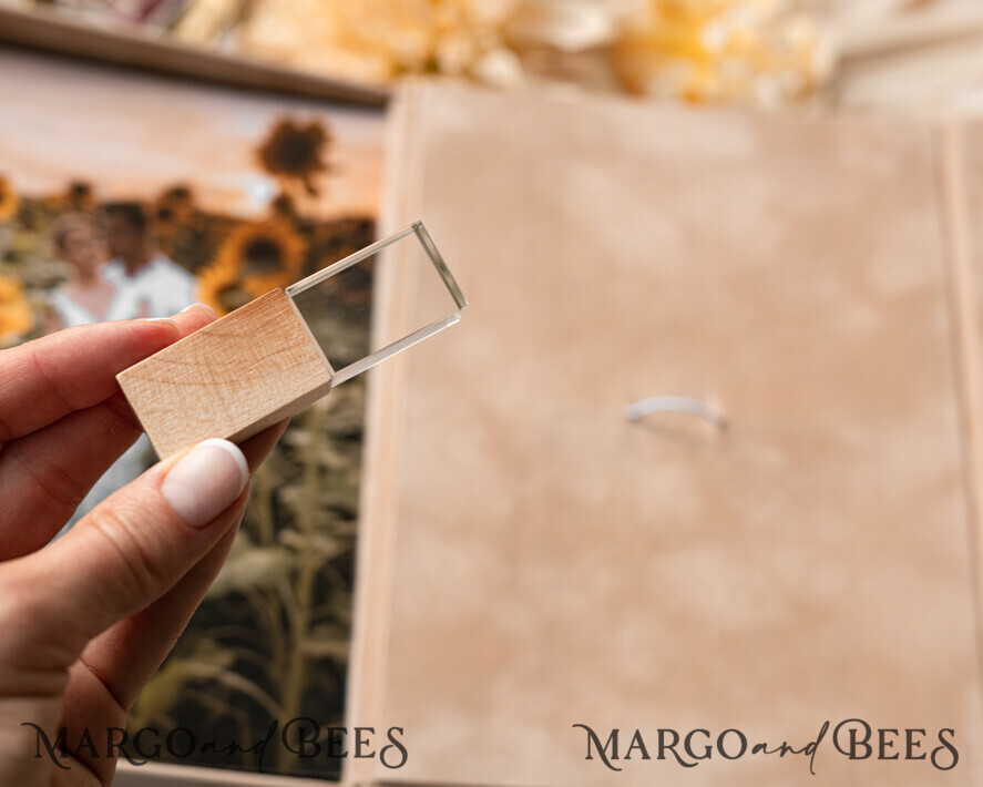 PHOTO ALBUM/ PHOTO BOX Velvet Photo Box Photographer Box Tan Velvet Photo Box Photographer Box Wedding Memory Box, Beige Custom Keepsake Box, Taupe Photographer Gifts for Clients, Wedding Pictures packaging, Custom photography Nude box