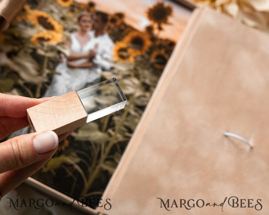 PHOTO ALBUM/ PHOTO BOX Velvet Photo Box Photographer Box Tan Velvet Photo Box Photographer Box Wedding Memory Box, Beige Custom Keepsake Box, Taupe Photographer Gifts for Clients, Wedding Pictures packaging, Custom photography Nude box