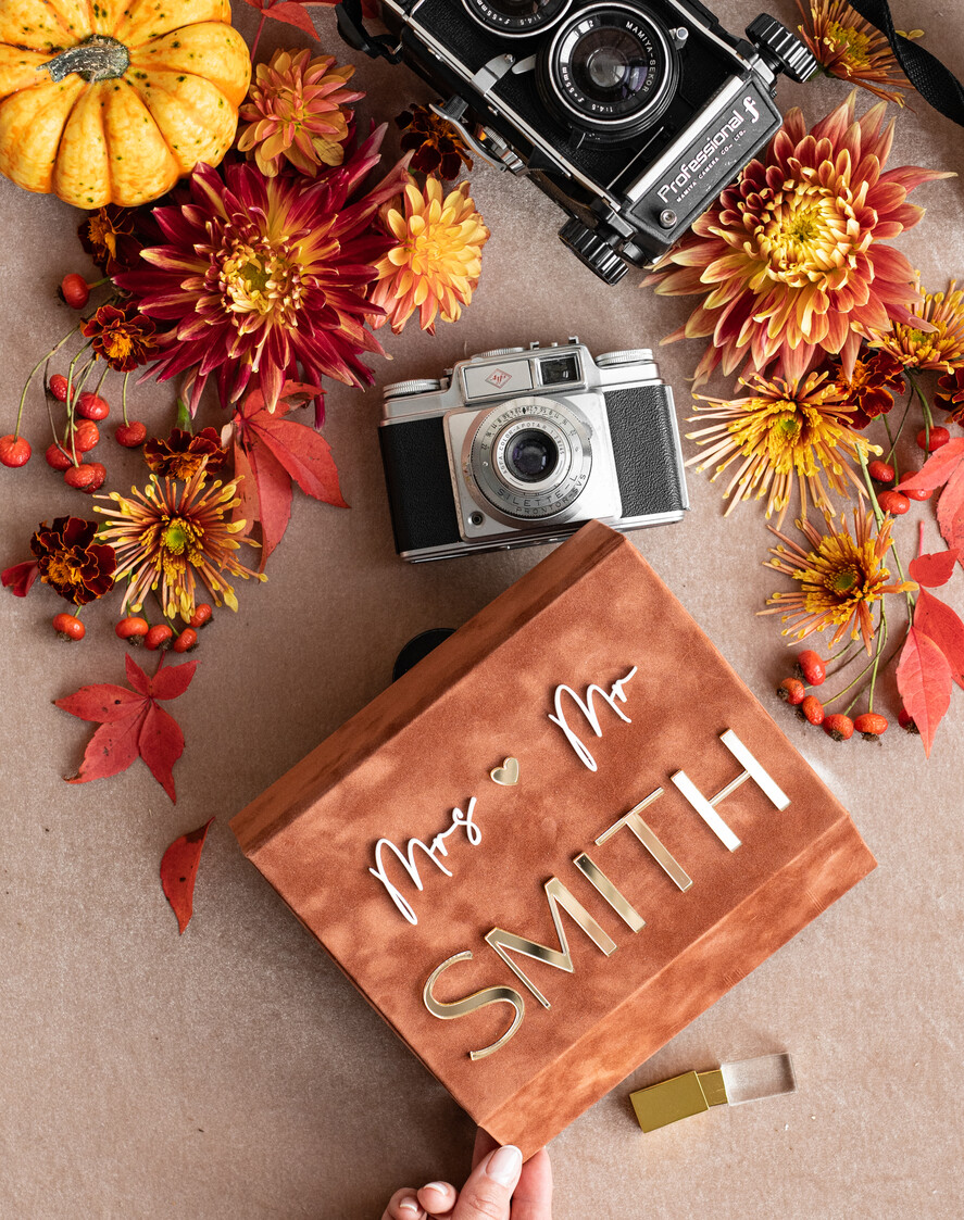 PHOTO ALBUM/ PHOTO BOX Velvet Photo Box Photographer Box Terracotta Velvet Photo Box Photographer Box Wedding Memory Box, Burnt Orange Custom Keepsake Box, Rust Photographer Gifts for Clients, Wedding Pictures packaging, Custom photography Copper box