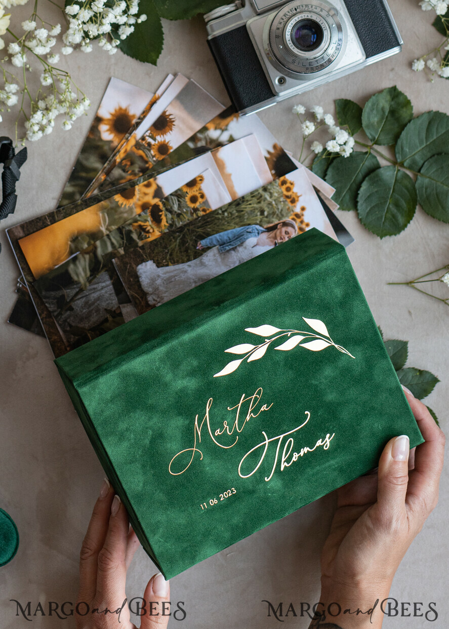 PHOTO ALBUM/ PHOTO BOX Velvet Photo Box Photographer Box Emerald Green Velvet Photo Box Photographer Box Wedding Memory Box, Greenery Custom Keepsake Box, Garden Photographer Gifts for Clients, Wedding Pictures packaging, Custom photography box