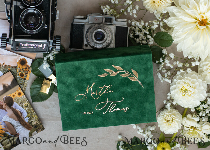 PHOTO ALBUM/ PHOTO BOX Velvet Photo Box Photographer Box Emerald Green Velvet Photo Box Photographer Box Wedding Memory Box, Greenery Custom Keepsake Box, Garden Photographer Gifts for Clients, Wedding Pictures packaging, Custom photography box