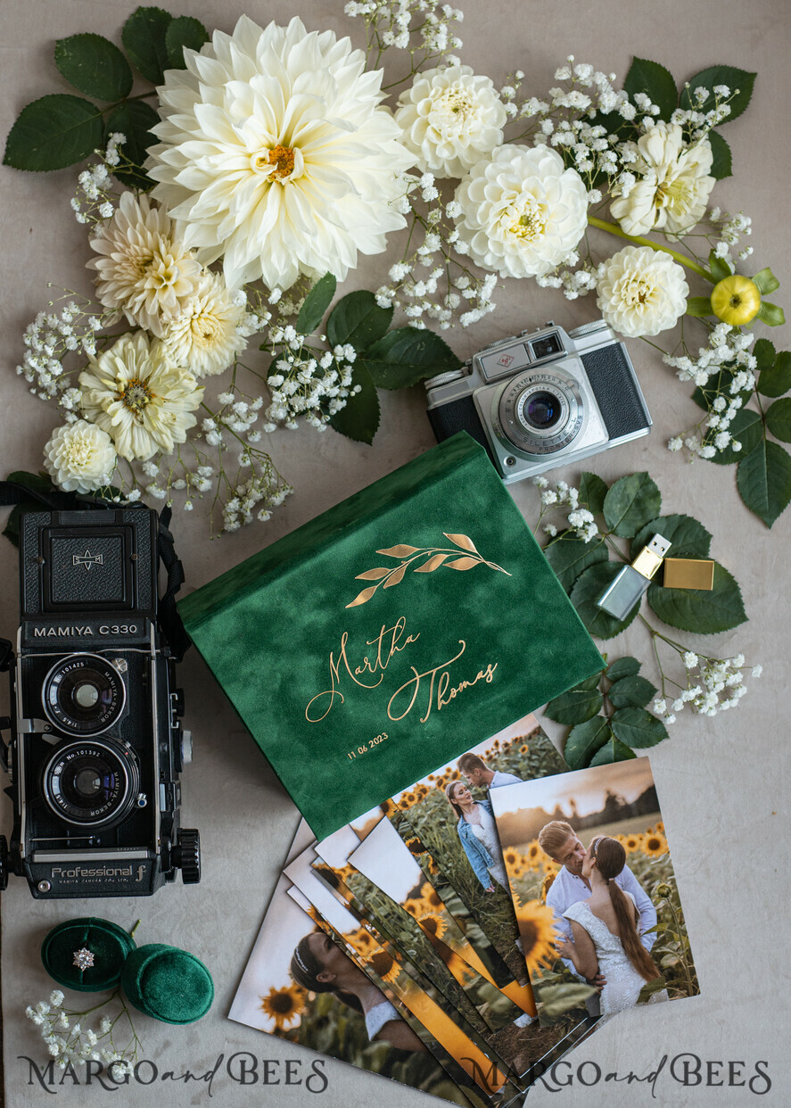 PHOTO ALBUM/ PHOTO BOX Velvet Photo Box Photographer Box Emerald Green Velvet Photo Box Photographer Box Wedding Memory Box, Greenery Custom Keepsake Box, Garden Photographer Gifts for Clients, Wedding Pictures packaging, Custom photography box