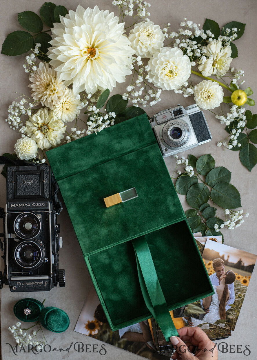 PHOTO ALBUM/ PHOTO BOX Velvet Photo Box Photographer Box Emerald Green Velvet Photo Box Photographer Box Wedding Memory Box, Greenery Custom Keepsake Box, Garden Photographer Gifts for Clients, Wedding Pictures packaging, Custom photography box