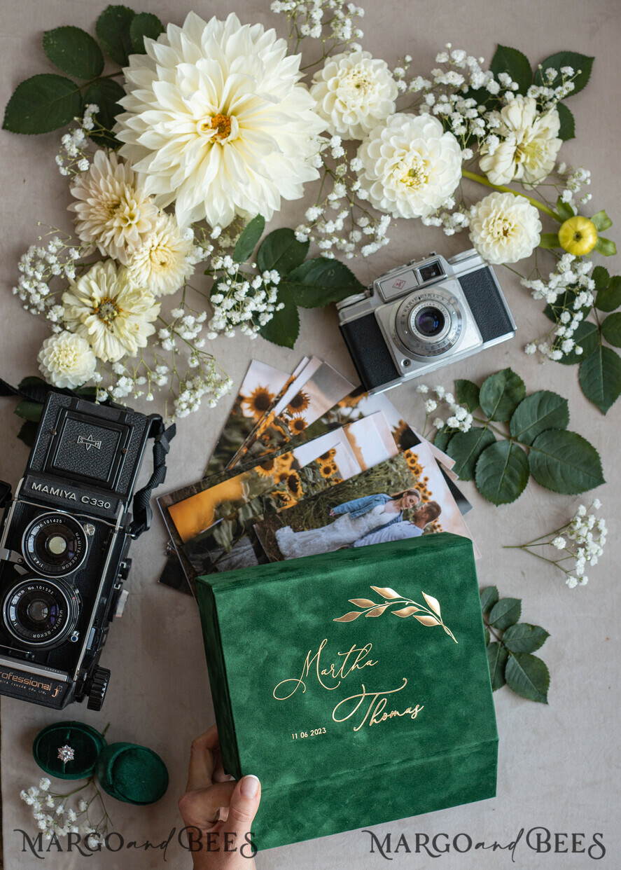 PHOTO ALBUM/ PHOTO BOX Velvet Photo Box Photographer Box Emerald Green Velvet Photo Box Photographer Box Wedding Memory Box, Greenery Custom Keepsake Box, Garden Photographer Gifts for Clients, Wedding Pictures packaging, Custom photography box