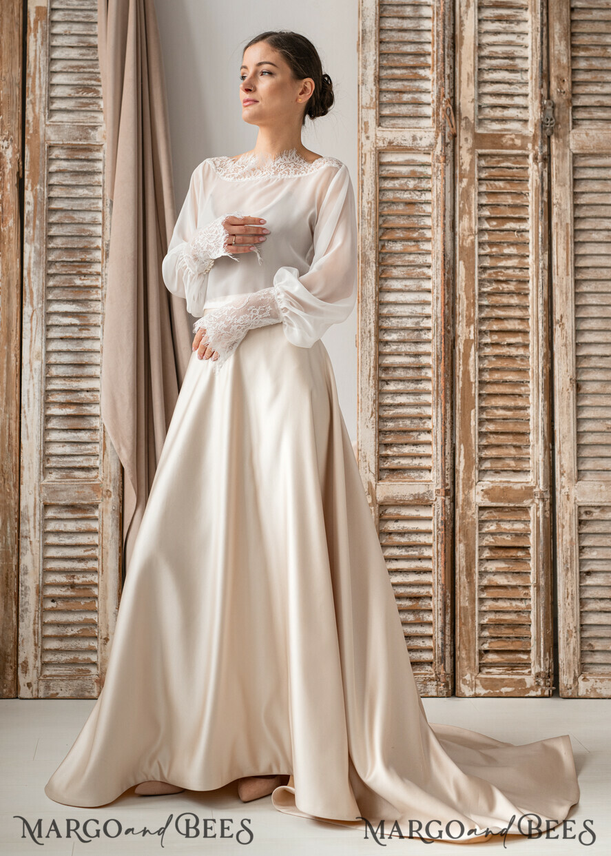BRIDE bolero, robes, garter LACE WEDDING BOLERO Ivory Silk and Lace Wedding bolero long sleeve, Shrug Women Wedding, Bridal Backless Coverup, Ivory Blouse for Bride, Bridal Lace Blouse, dress capalet