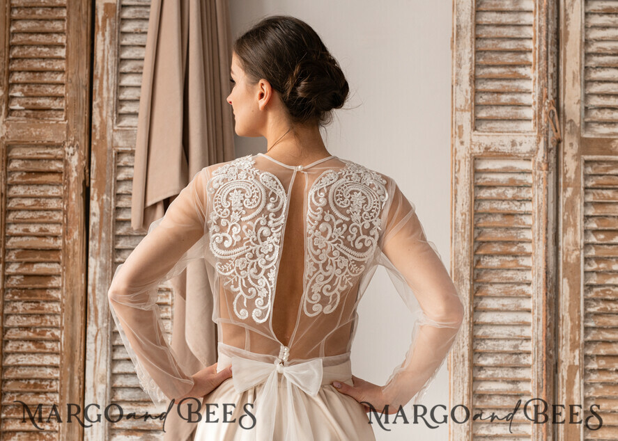 BRIDE bolero, robes, garter LACE WEDDING BOLERO Ivory Lace Wedding bolero long sleeve, Shrug Women Wedding, Bridal Backless Coverup, Nude Blouse for Bride, Wedding Dress Topper