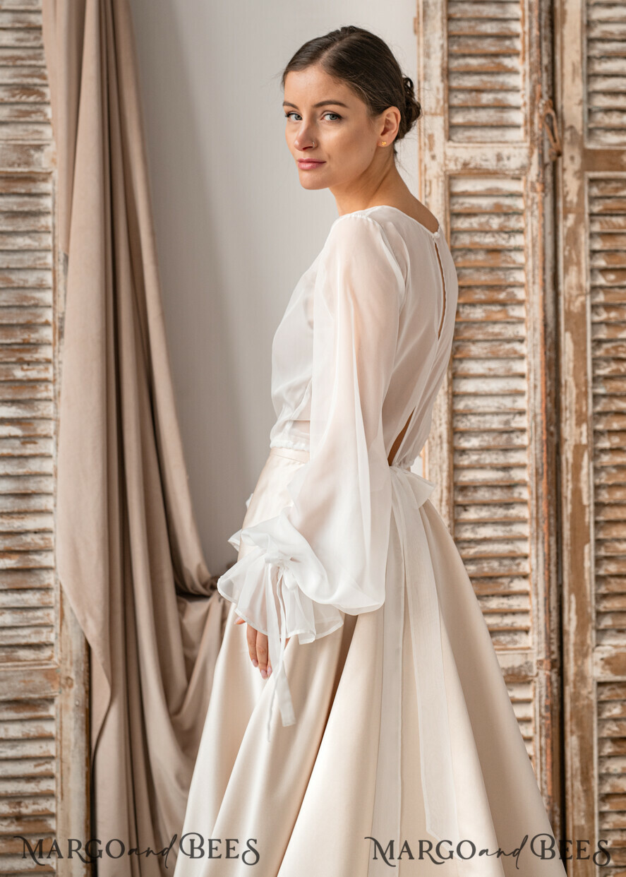 BRIDE bolero, robes, garter LACE WEDDING BOLERO Ivory Silk Wedding bolero long sleeve, Shrug Women Wedding, Bridal Modest Coverup, Boho Blouse for Bride, Bridal Lace Blouse, dress capalet