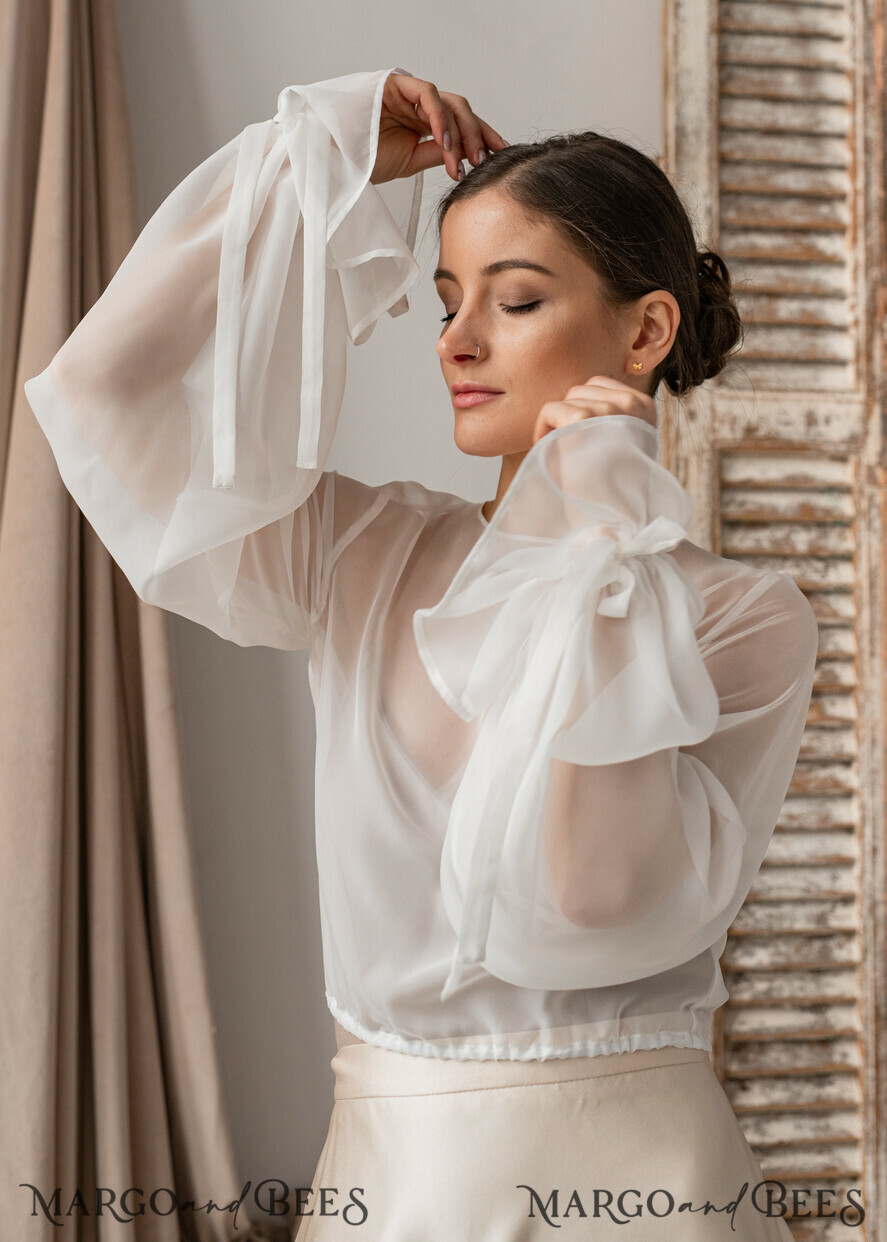 BRIDE bolero, robes, garter LACE WEDDING BOLERO Ivory Silk Wedding bolero long sleeve, Shrug Women Wedding, Bridal Modest Coverup, Boho Blouse for Bride, Bridal Lace Blouse, dress capalet