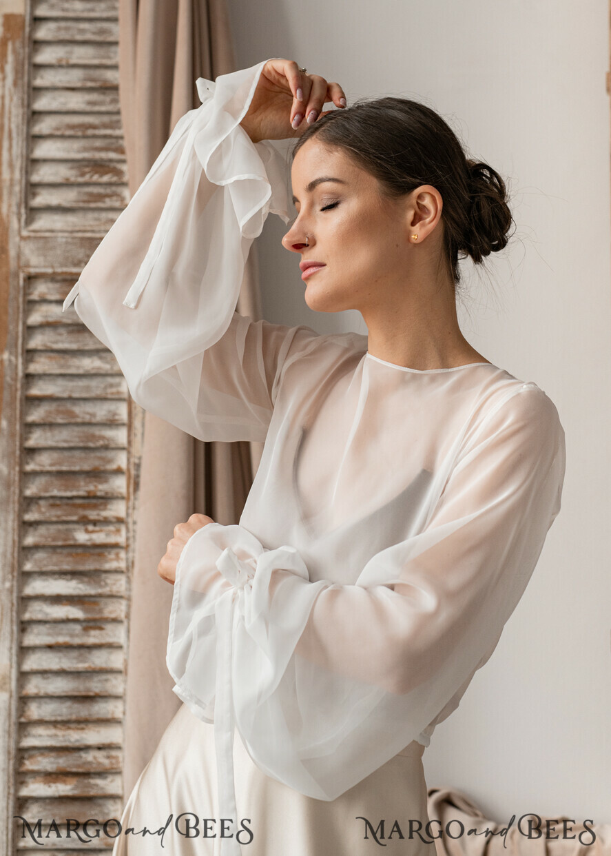 BRIDE bolero, robes, garter LACE WEDDING BOLERO Ivory Silk Wedding bolero long sleeve, Shrug Women Wedding, Bridal Modest Coverup, Boho Blouse for Bride, Bridal Lace Blouse, dress capalet