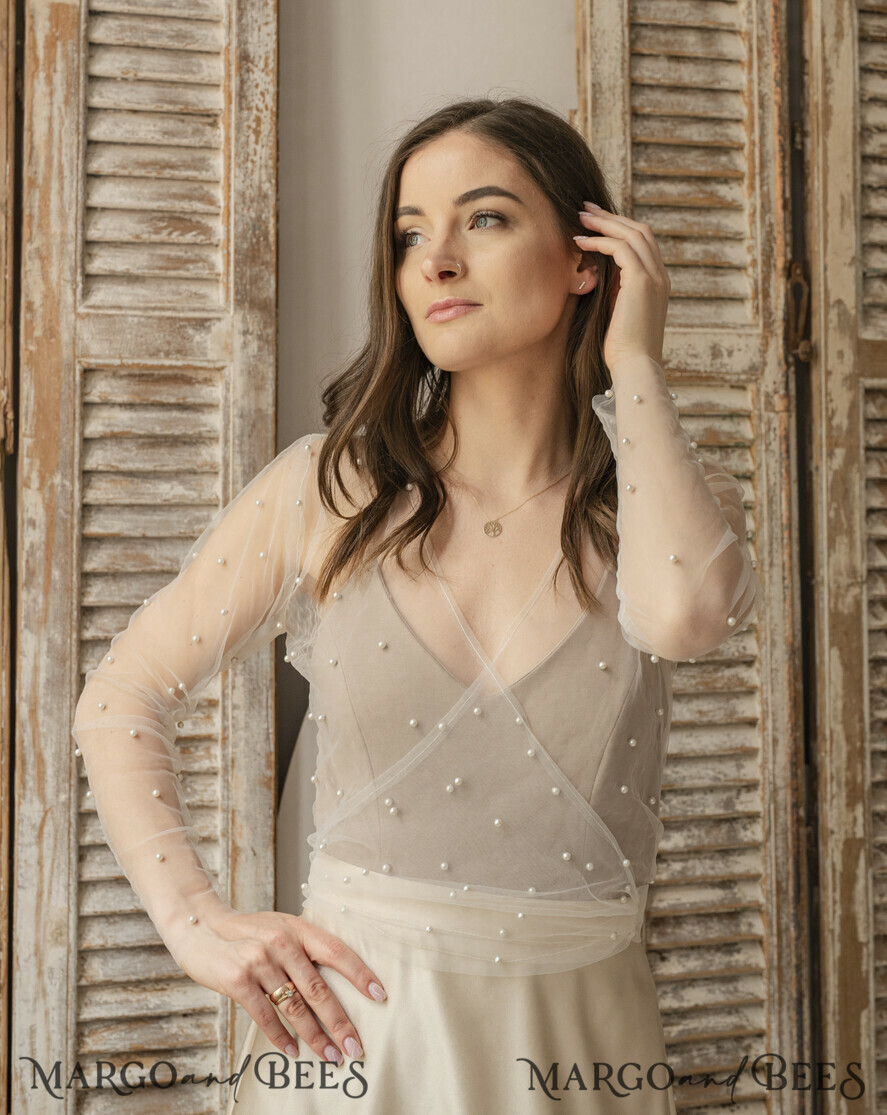 BRIDE bolero, robes, garter LACE WEDDING BOLERO Ivory tulle Beaded Wedding bolero long sleeve, Shrug Women Wedding, Bridal Coverup with pearls , Ivory Blouse for Bride, Bridal Tulle Blouse, dress capalet