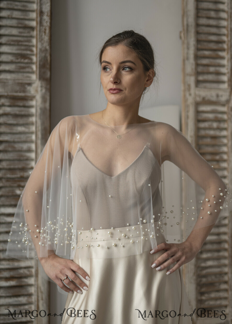 BRIDE bolero, robes, garter LACE WEDDING BOLERO Ivory tulle Wedding bolero, Shrug Women Wedding, Bridal Coverup, Ivory Blouse for Bride, Bridal Tulle Blouse, dress capalet