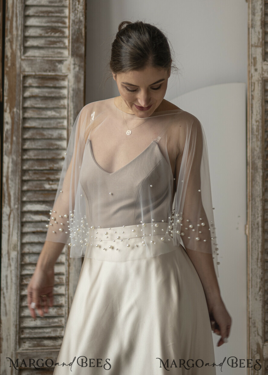 BRIDE bolero, robes, garter LACE WEDDING BOLERO Ivory tulle Wedding bolero, Shrug Women Wedding, Bridal Coverup, Ivory Blouse for Bride, Bridal Tulle Blouse, dress capalet
