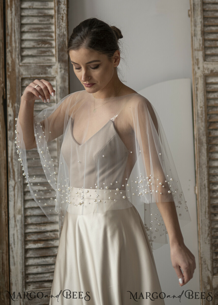 BRIDE bolero, robes, garter LACE WEDDING BOLERO Ivory tulle Wedding bolero, Shrug Women Wedding, Bridal Coverup, Ivory Blouse for Bride, Bridal Tulle Blouse, dress capalet