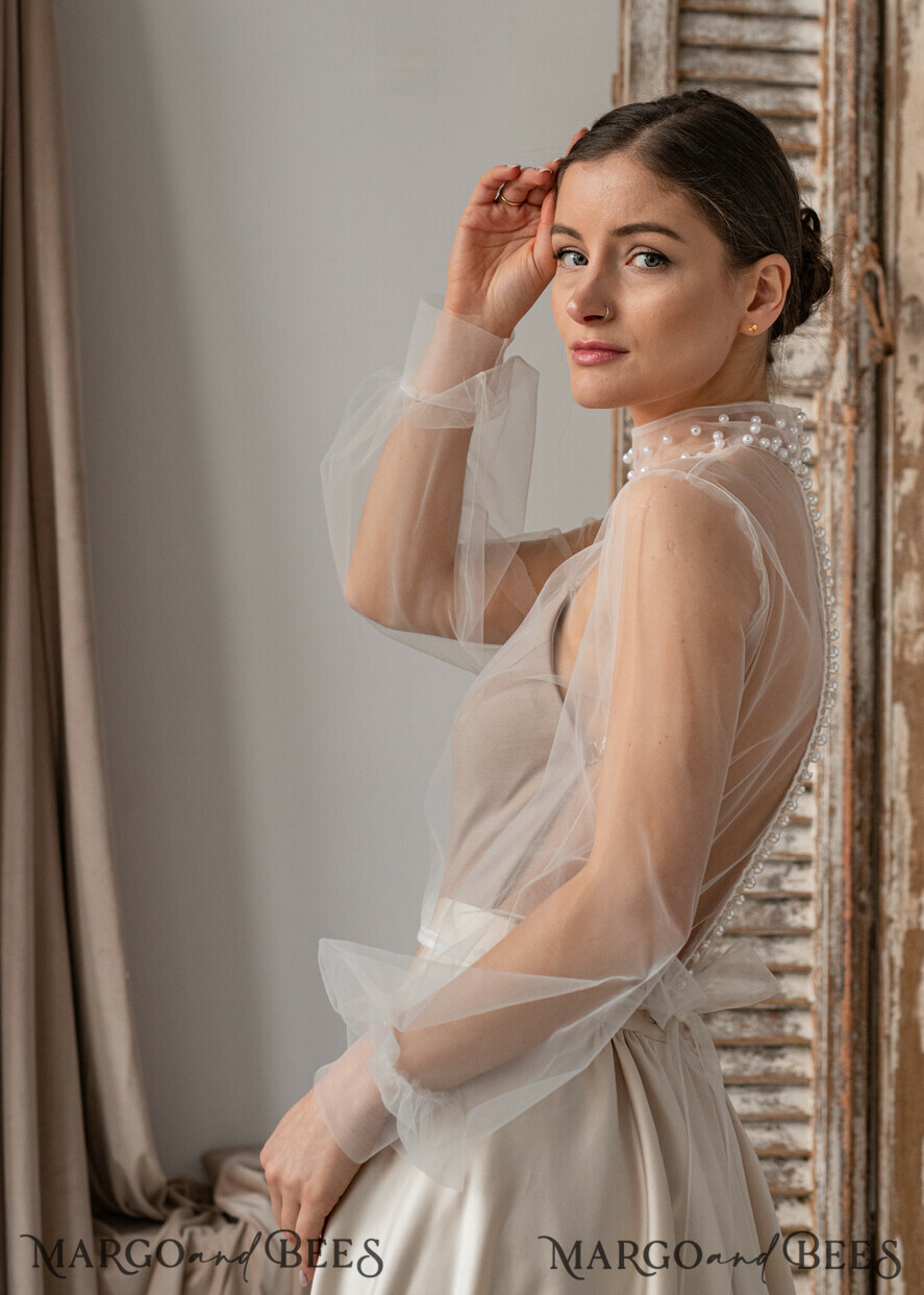 BRIDE bolero, robes, garter LACE WEDDING BOLERO Ivory tulle Wedding bolero puff sleeve, Shrug Women Wedding, Bridal Coverup, Ivory Blouse for Bride, Bridal Tulle Blouse, dress capalet