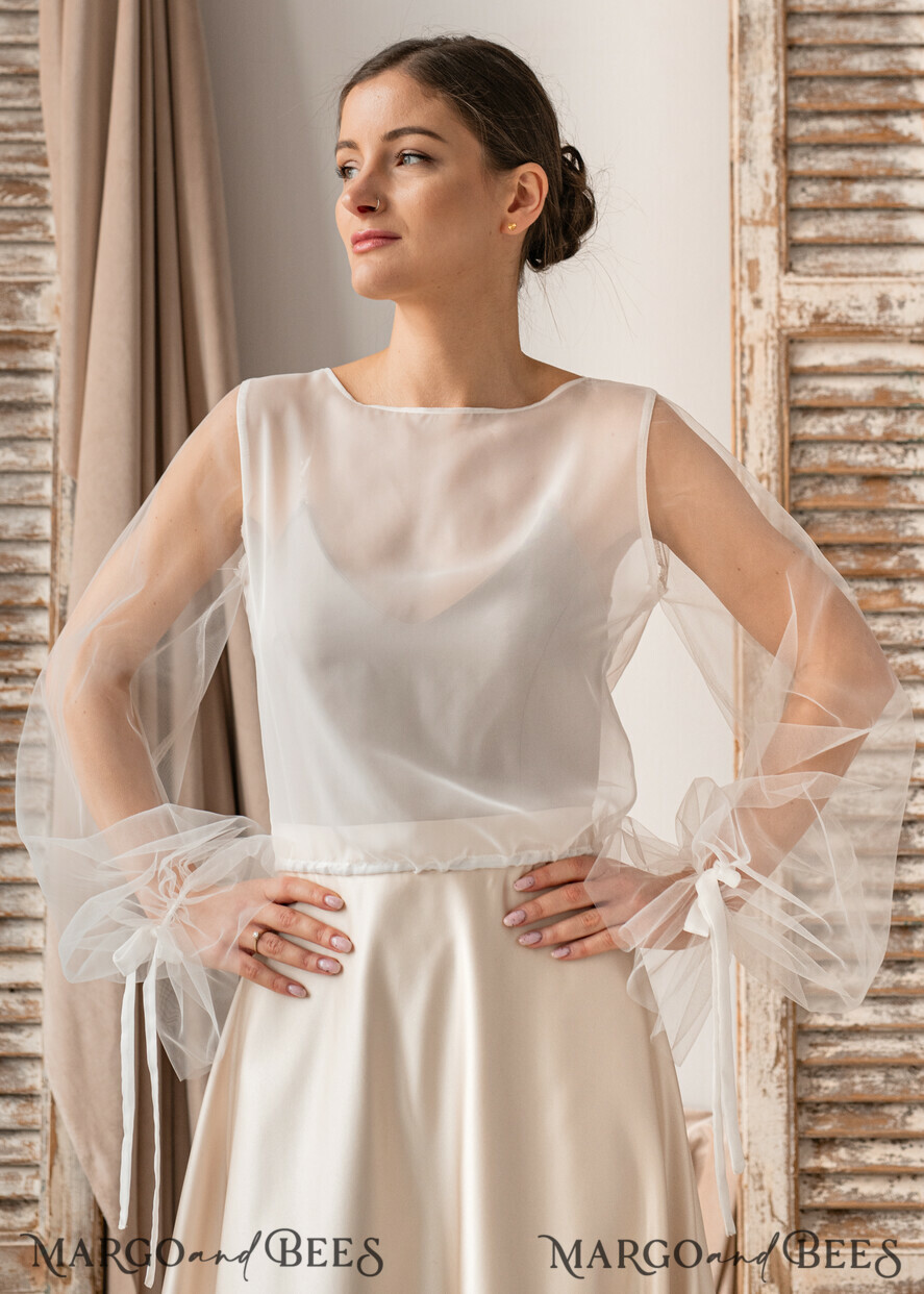 BRIDE bolero, robes, garter LACE WEDDING BOLERO Ivory Silk Wedding bolero long sleeve, Shrug Women Wedding, Bridal Modest Coverup, Boho Blouse for Bride, Bridal Lace Blouse, dress capalet