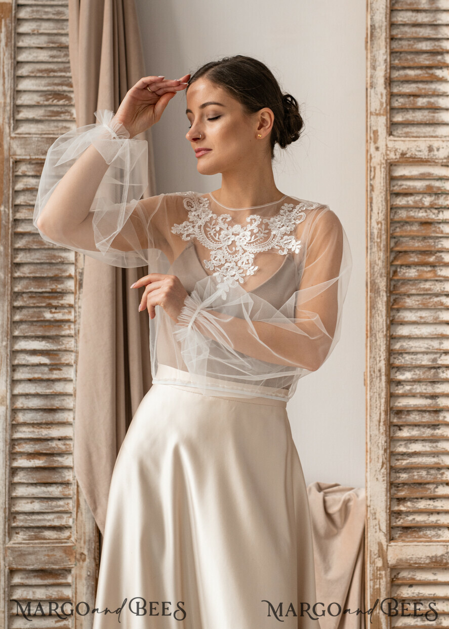 BRIDE bolero, robes, garter LACE WEDDING BOLERO Ivory Lace Wedding bolero long sleeve, Shrug Women Wedding, Bridal Backless Coverup, Ivory Blouse for Bride, Bridal Lace Blouse, dress capalet